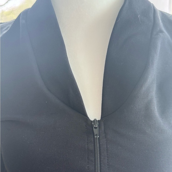 Black Long Sleeve Cropped Jacket - Picture 3 of 5